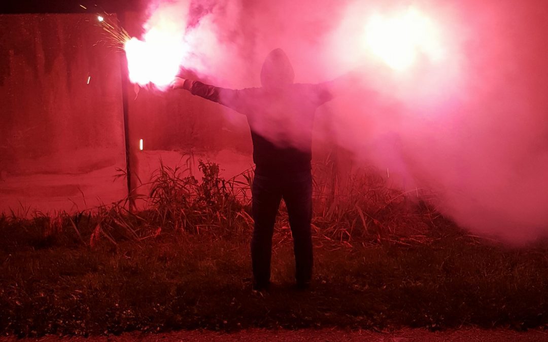Koop nu je stadionfakkels bij de Vuurwerkhal!