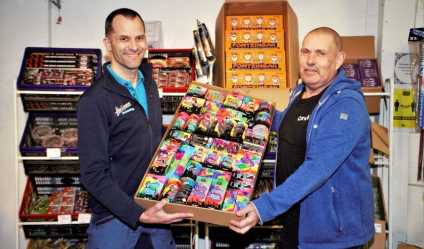 Van Herwijnen van Vuurwerkzoetermeer en Frits Broks van de Vuurwerkhal